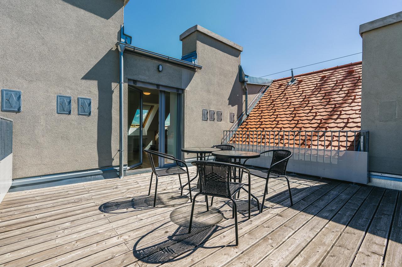 Duschel Imperial Living * Viena